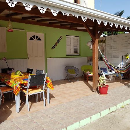 Bel Appartement - Proche Des Plages De Sainte Anne Εξωτερικό φωτογραφία